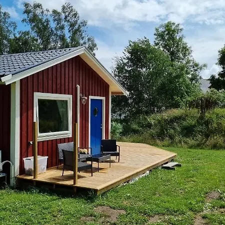 Cottage For Visiting Sea, City, Forest Holm  Exterior photo